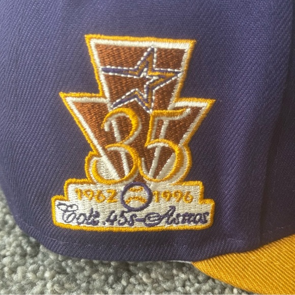 New Era Houston Astros Custom Patch Fitted Hat 7 1/8 Purple Gold NWT Colts .45 - Picture 9 of 11